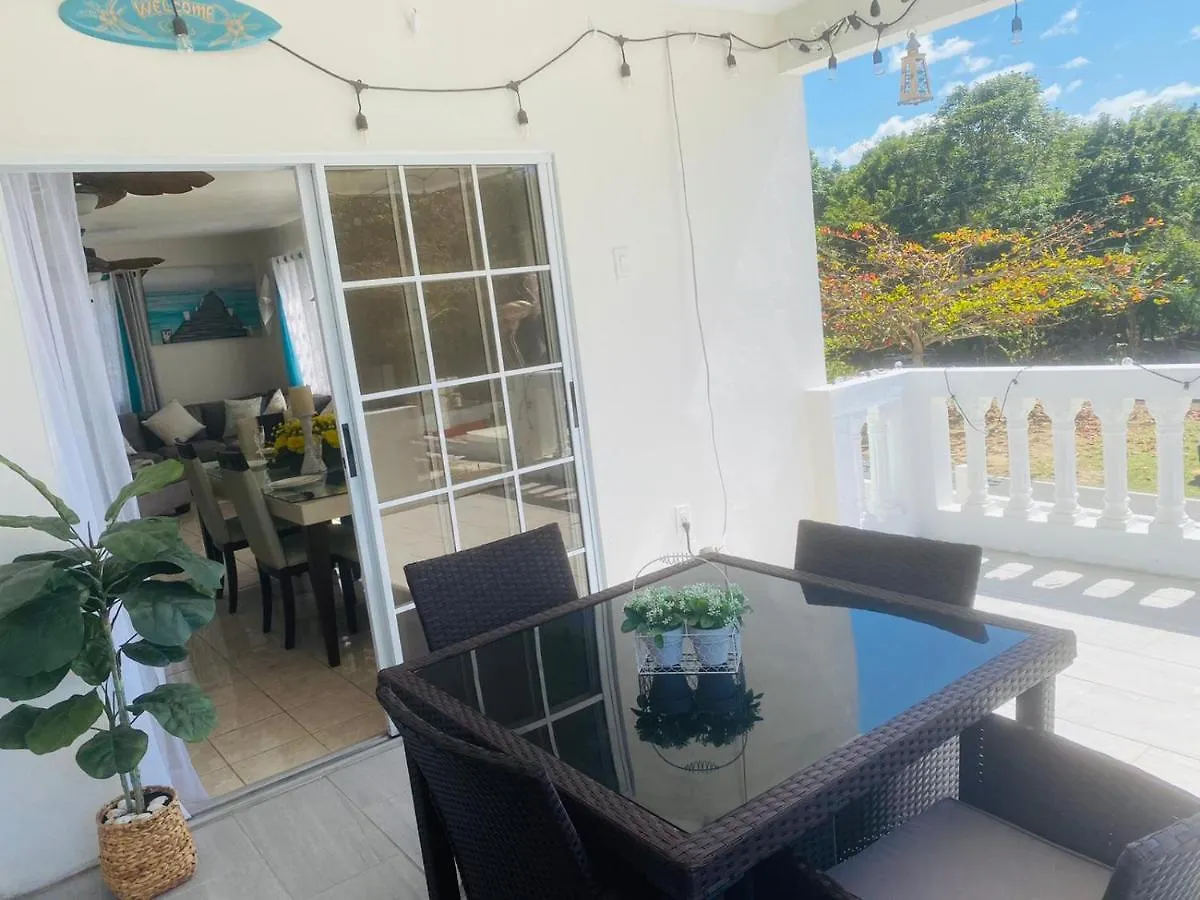 Luxury Villa Salgado Tierras Nuevas Poniente Гостевой дом