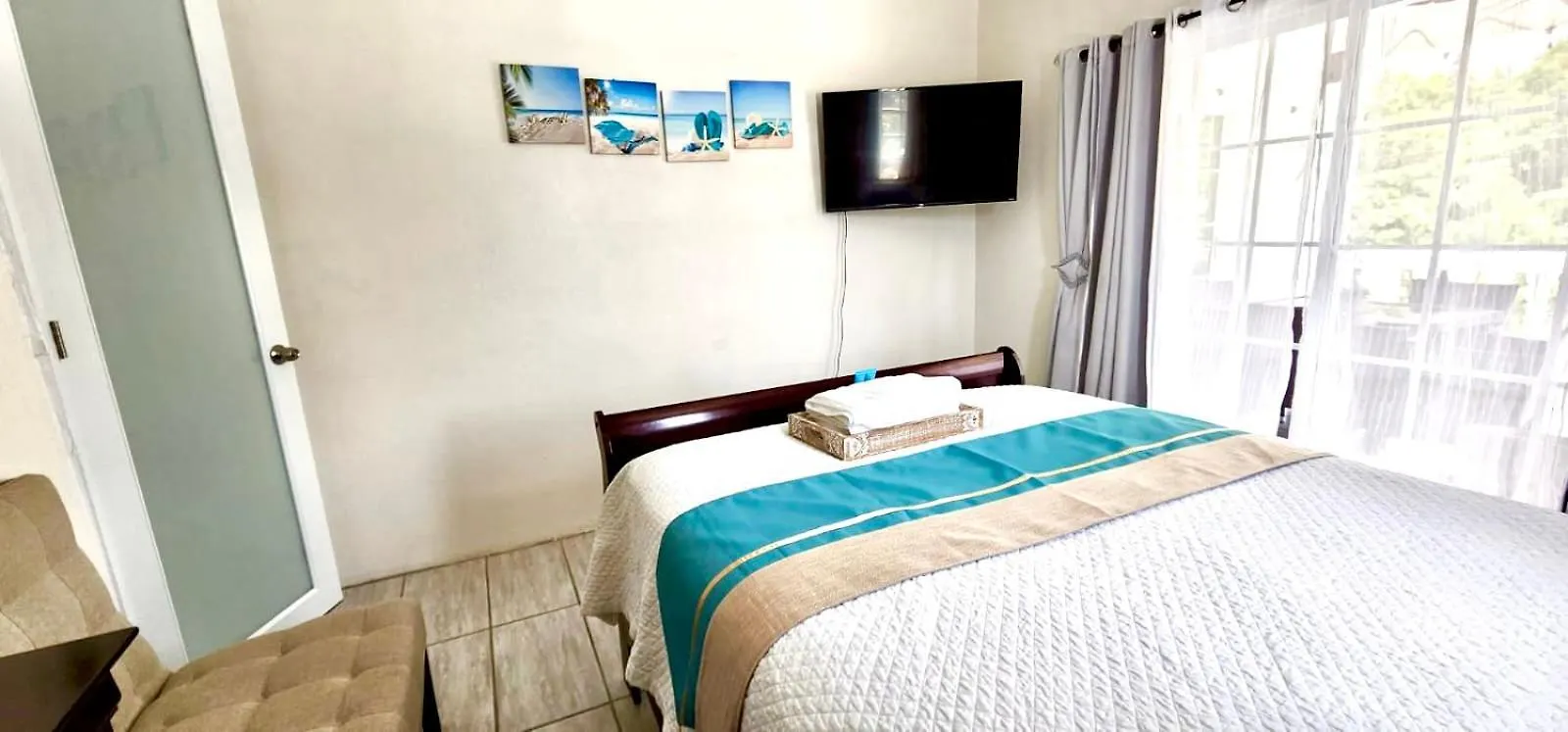 Luxury Villa Salgado Tierras Nuevas Poniente Гостевой дом
